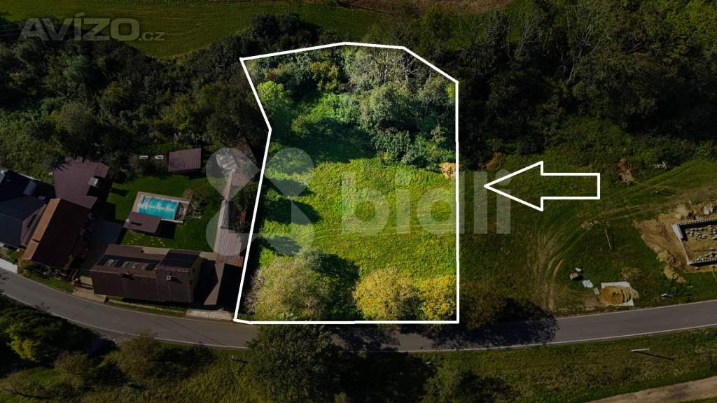 Prodej stavebního pozemku v Hřmeníně 2030 m2