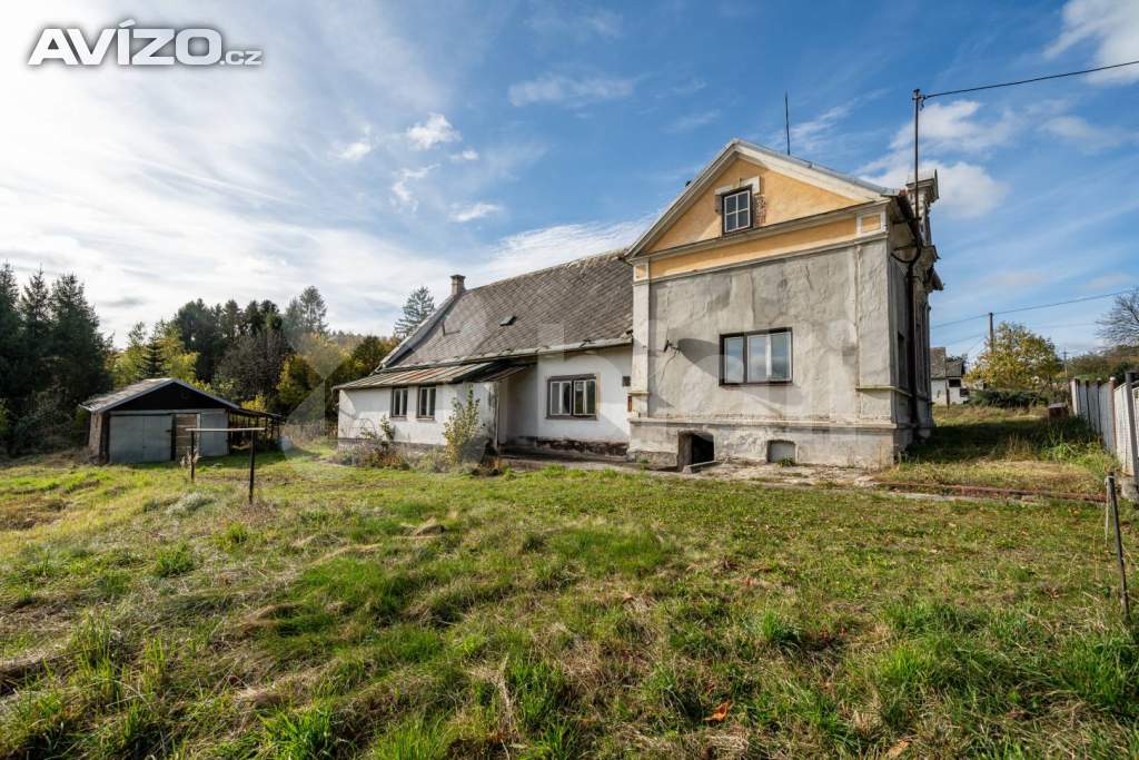 Prodej rodinného domu s garáží a prostornou zahradou, Horní Životice