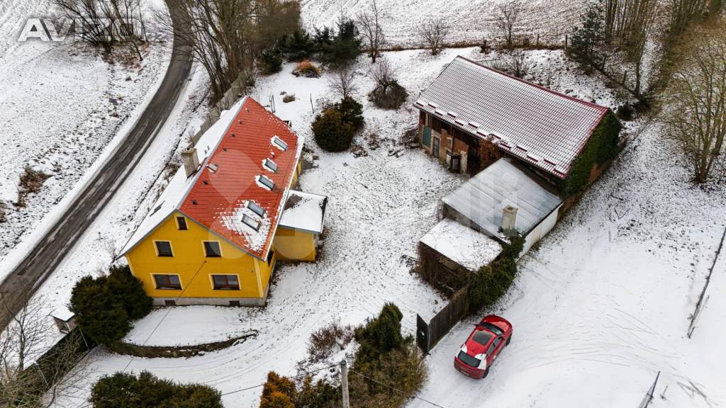 Prodej rodinný dům, pozemek 2107, Otročín