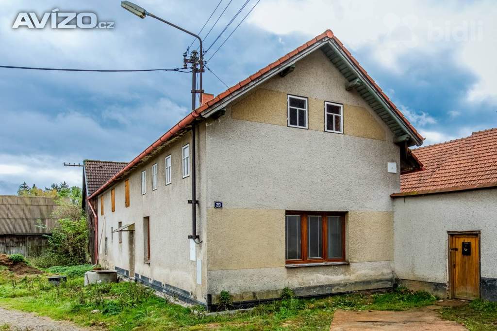 Prodej vesnické usedlosti v Černově