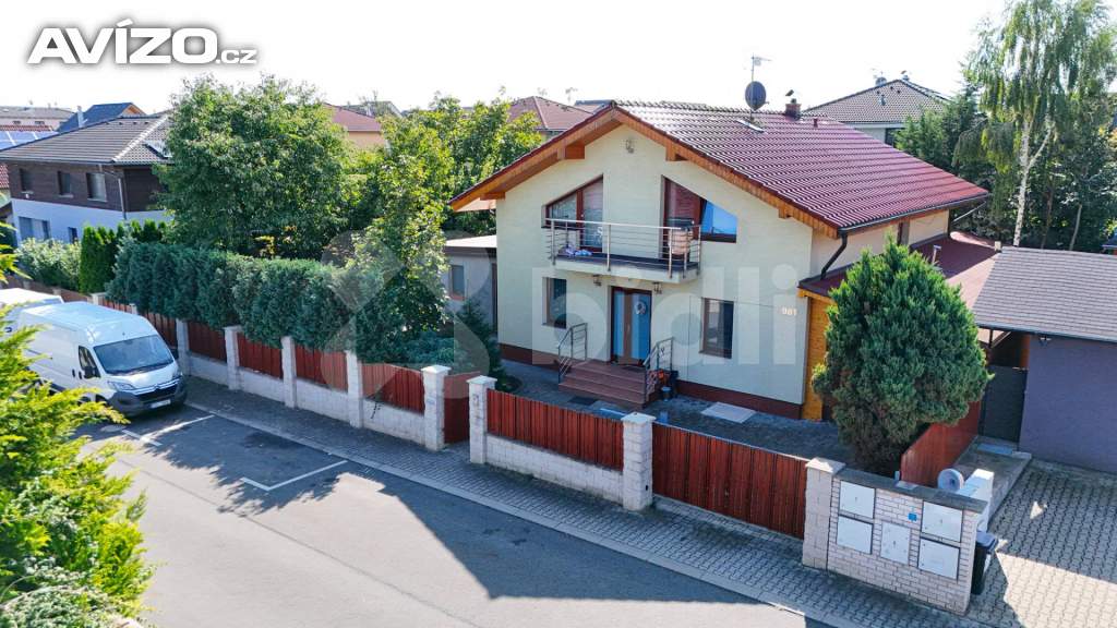 Prodej rodinného domu 7+kk, 214m2, Bašť