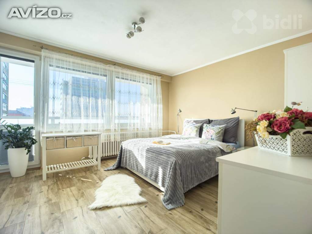 Prodej  3+kk + Lodžie _ 78m2 _ Letňany, Praha 9 _ po rekonstrukci