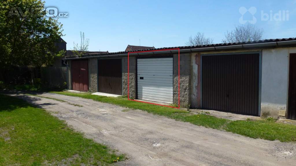 Prodej garáže, 19 m2, OV, Kněževes, ul. Štrosova