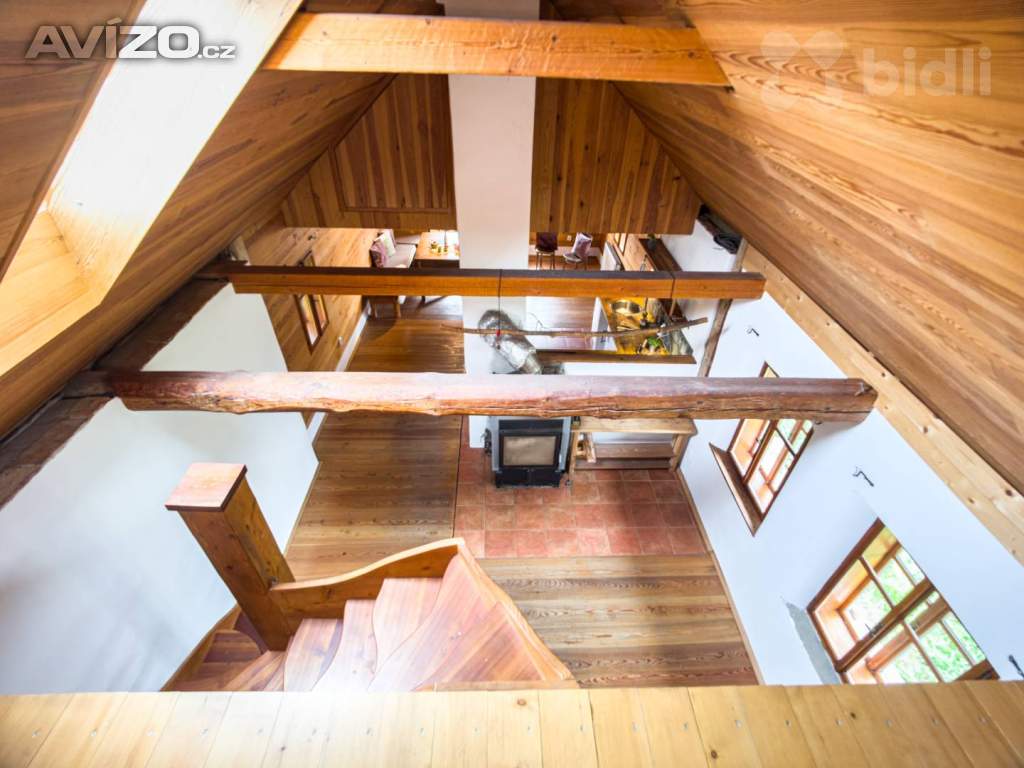 Poloroubenka 121 m2, pozemek 4485 m2 s možností výstavby