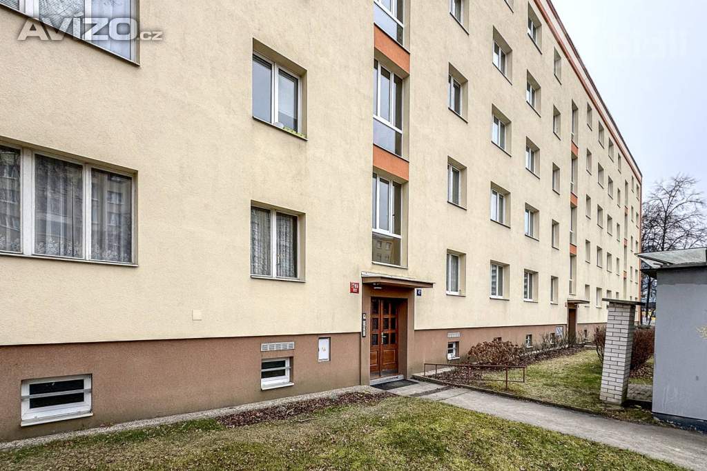 Pronájem bytu 2+1 (54 m²) s lodžií (5 m²) na Petřinách
