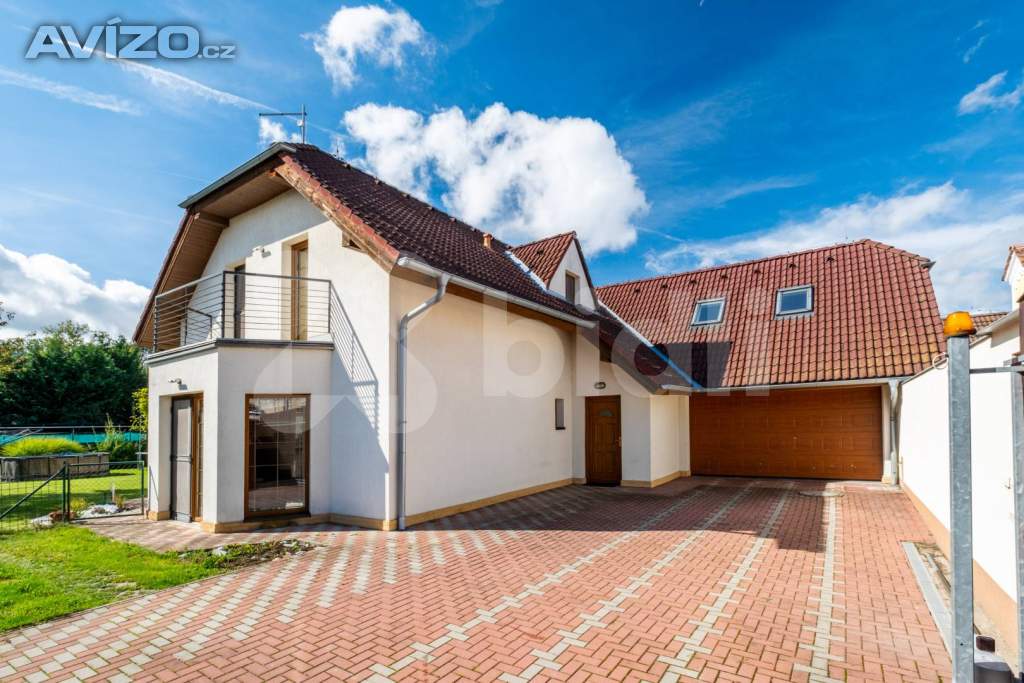 Rodinný dům se zahradou Praha 5 Sobín