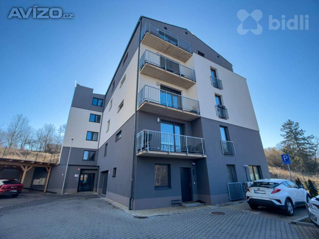 Prodej bytu 4+KK, 93 m2 s dvěma balkony a garáží - Tuchoměřice, Praha-západ