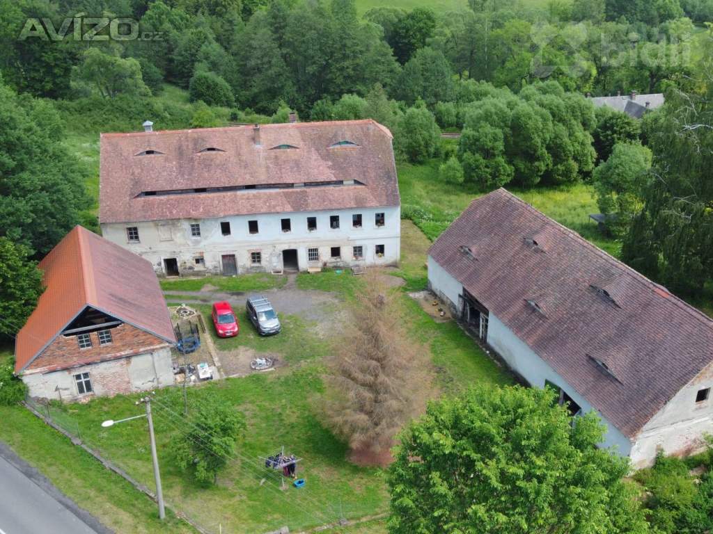 Prodej domů v areálu s rozlehlými pozemky  - Raspenava
