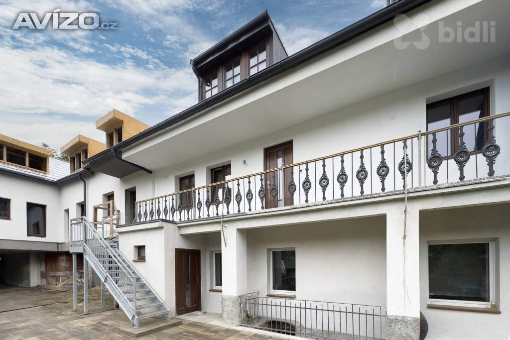 Prodej bytu 4+kk (113 m²) s lodžií (10 m²) - Lysolajské údolí, Praha 6 - Lysolaje