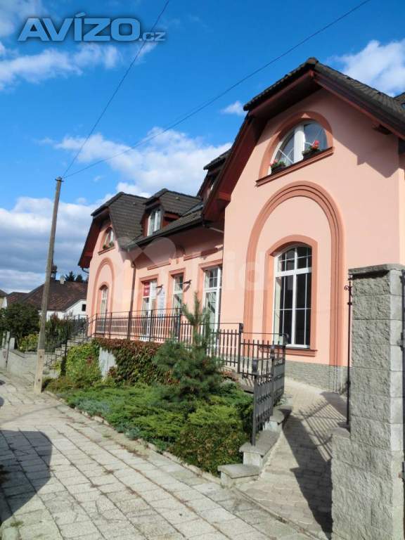 Foto inzerátu Pronájem komerčních prostor 110m2, Chrudim, Na Valech