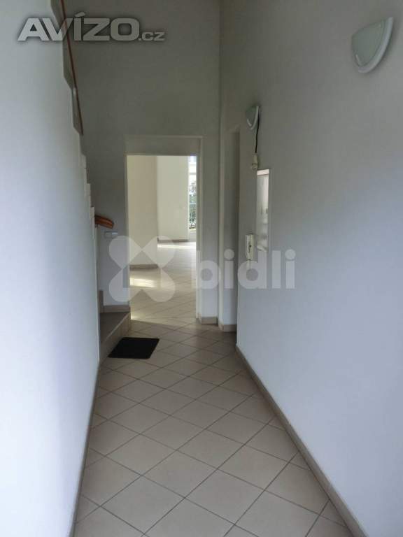 Foto inzerátu Pronájem komerčních prostor 110m2, Chrudim, Na Valech