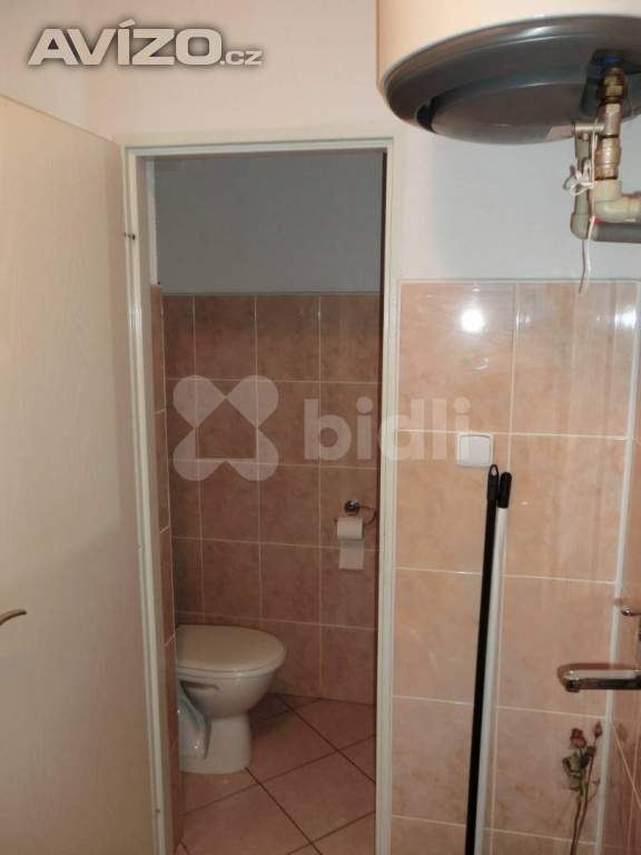 Foto inzerátu Pronájem komerčních prostor 110m2, Chrudim, Na Valech