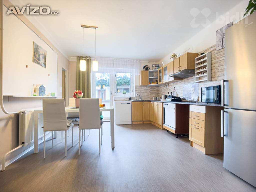 Prodej rodinného domu 199 m², pozemek 249 m²