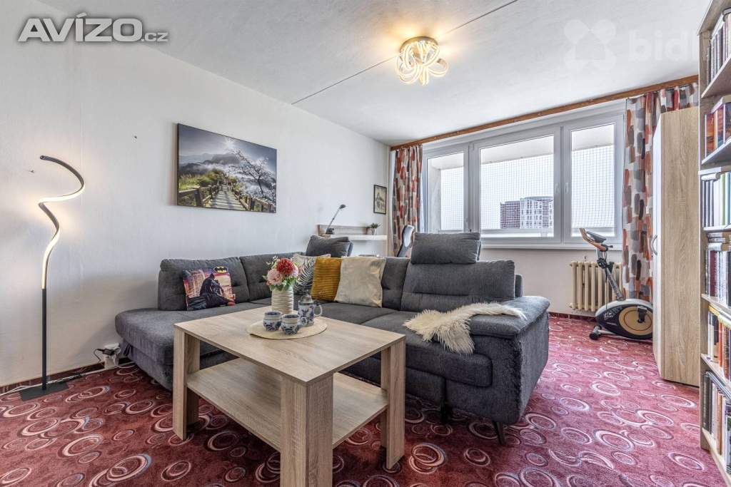 Byt 3+1, 71m2, + Lodžie, Amforová, Praha 5