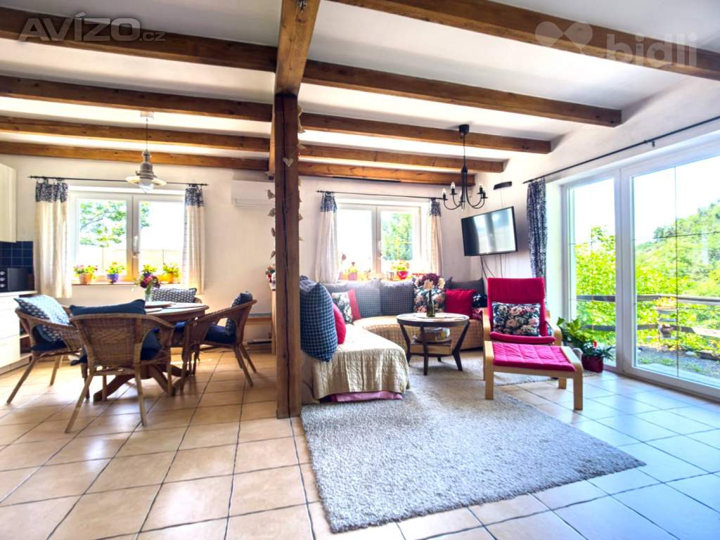 Prodej domu se zahradou 455 m2 v obci Klecany, okres Praha - východ