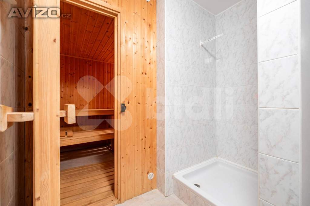 Foto inzerátu Prodej rodinného domu s velkou zahradou, 1824 m2, Roudnice nad Labem