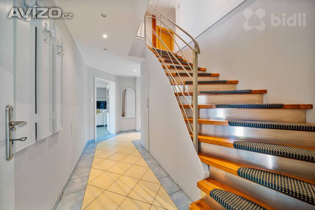 Foto inzerátu Prodej RD 6+1 se zahradou 1152m2 - Skalice