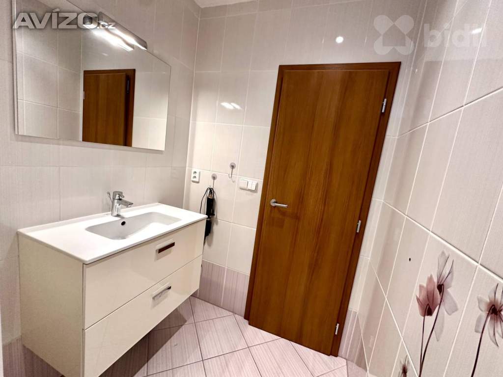 Foto inzerátu Prodej, Byt 4+1, 91 m2, Mandysova ulice, Nový Hradec Králové