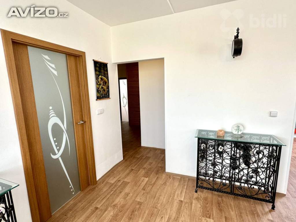 Foto inzerátu Prodej, Byt 4+1, 91 m2, Mandysova ulice, Nový Hradec Králové