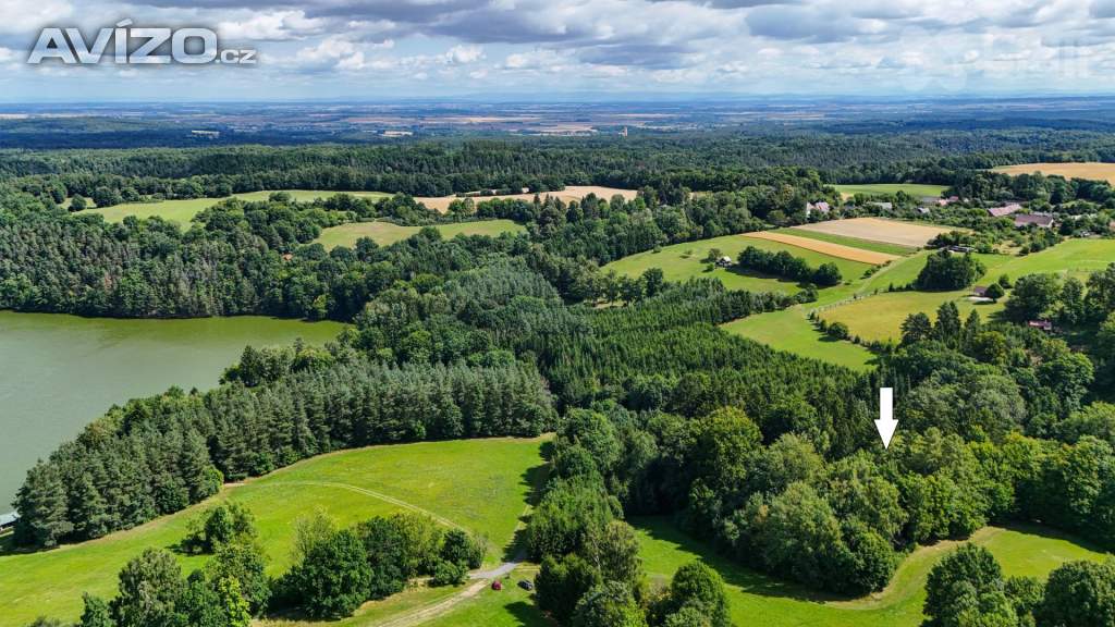 Foto inzerátu Prodej chaty o velikosti 38 m2 v lese s elektřinou