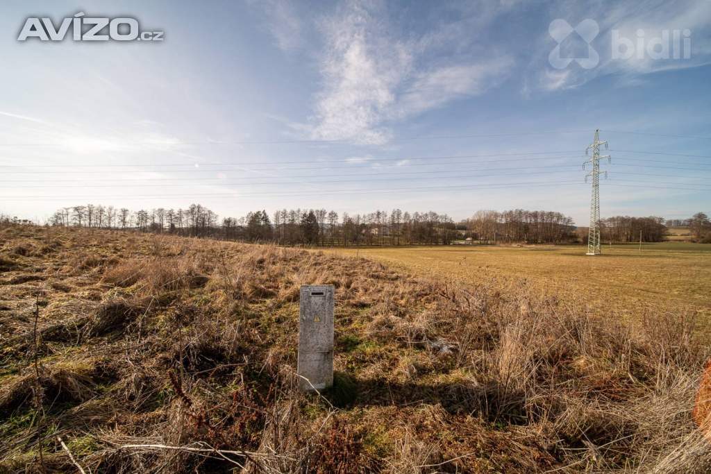 Foto inzerátu Pozemek se stavebním povolením na rodinný dům