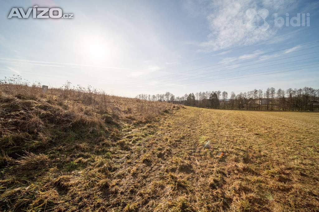 Foto inzerátu Pozemek se stavebním povolením na rodinný dům