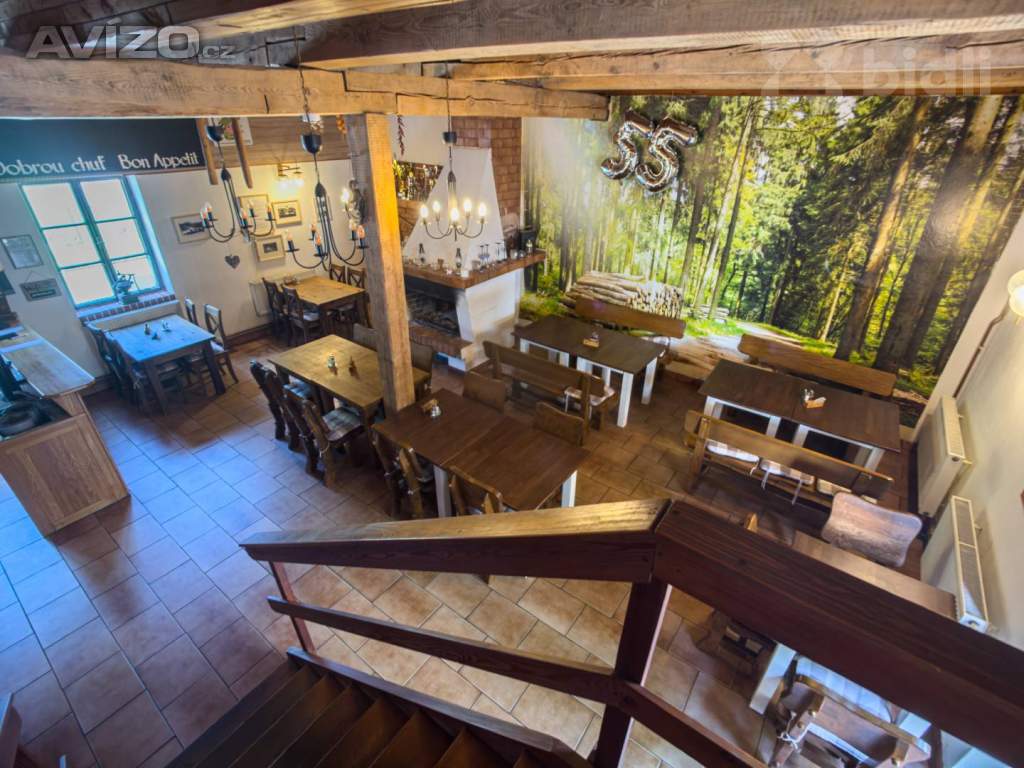 Foto inzerátu Prodej zavedeného penzionu pod hradem Houska - funkční provoz v atraktivní lokalitě