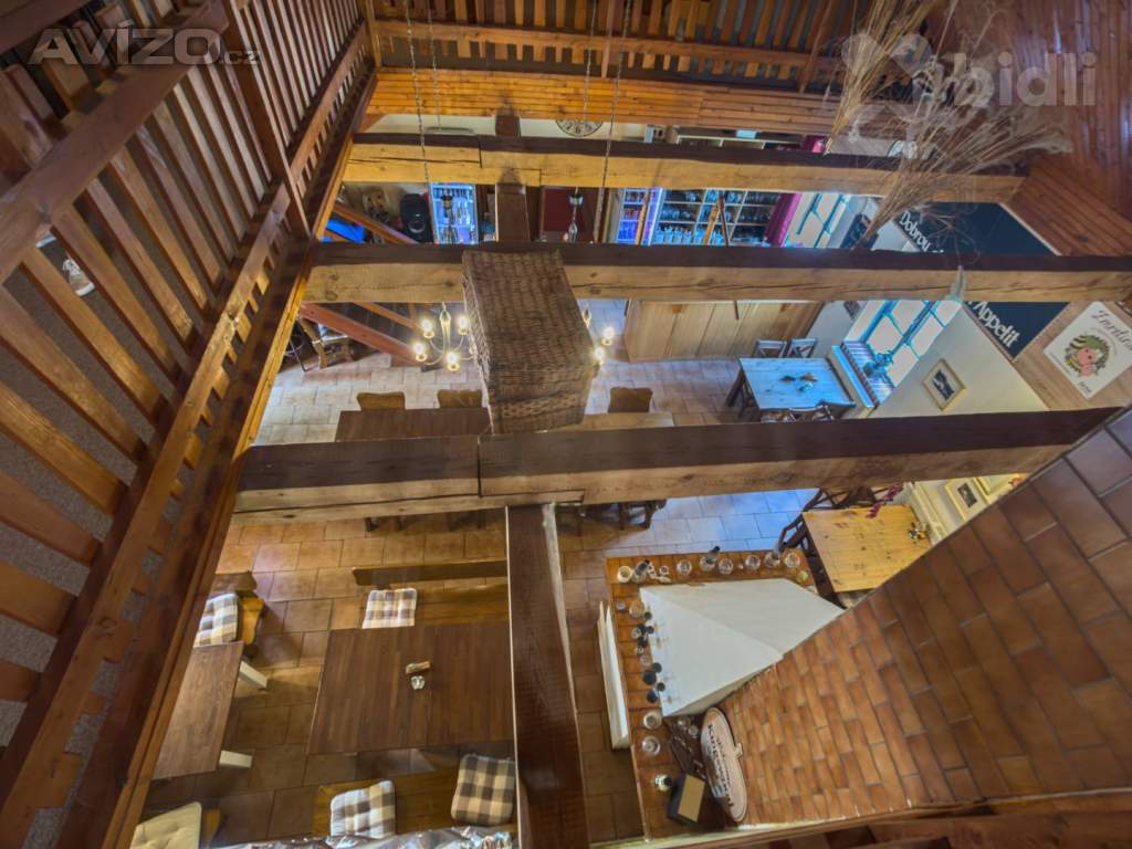 Foto inzerátu Prodej zavedeného penzionu pod hradem Houska - funkční provoz v atraktivní lokalitě