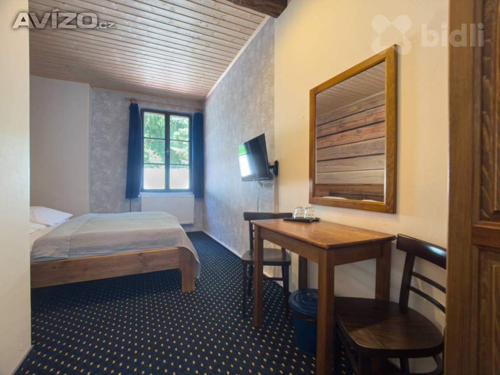 Foto inzerátu Prodej zavedeného penzionu pod hradem Houska - funkční provoz v atraktivní lokalitě