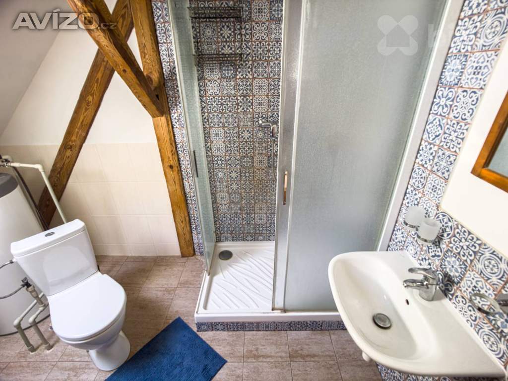 Foto inzerátu Prodej zavedeného penzionu pod hradem Houska - funkční provoz v atraktivní lokalitě