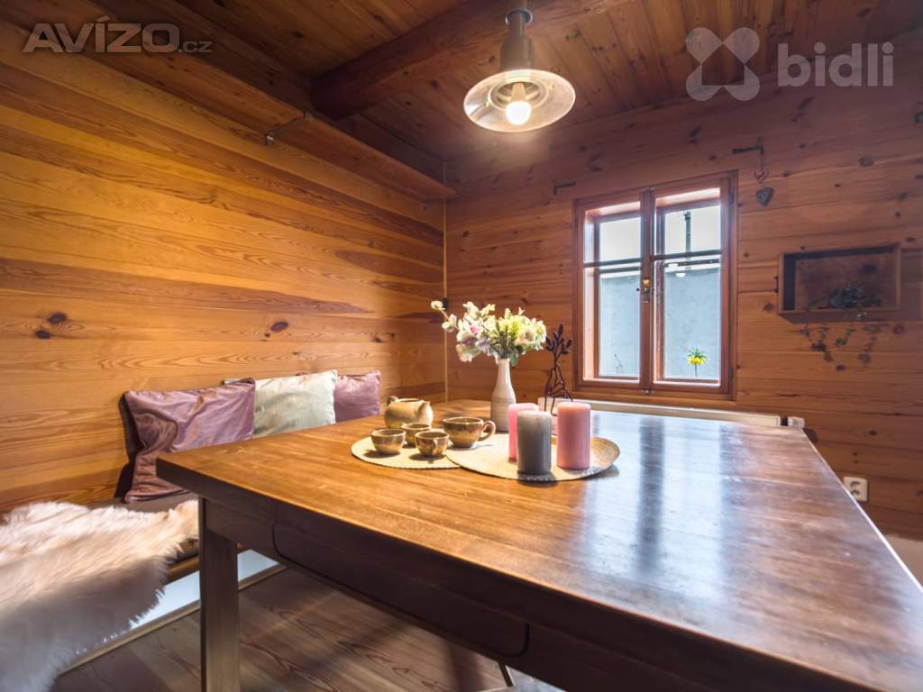 Foto inzerátu Veliny - poloroubenka - pozemek 4485m2