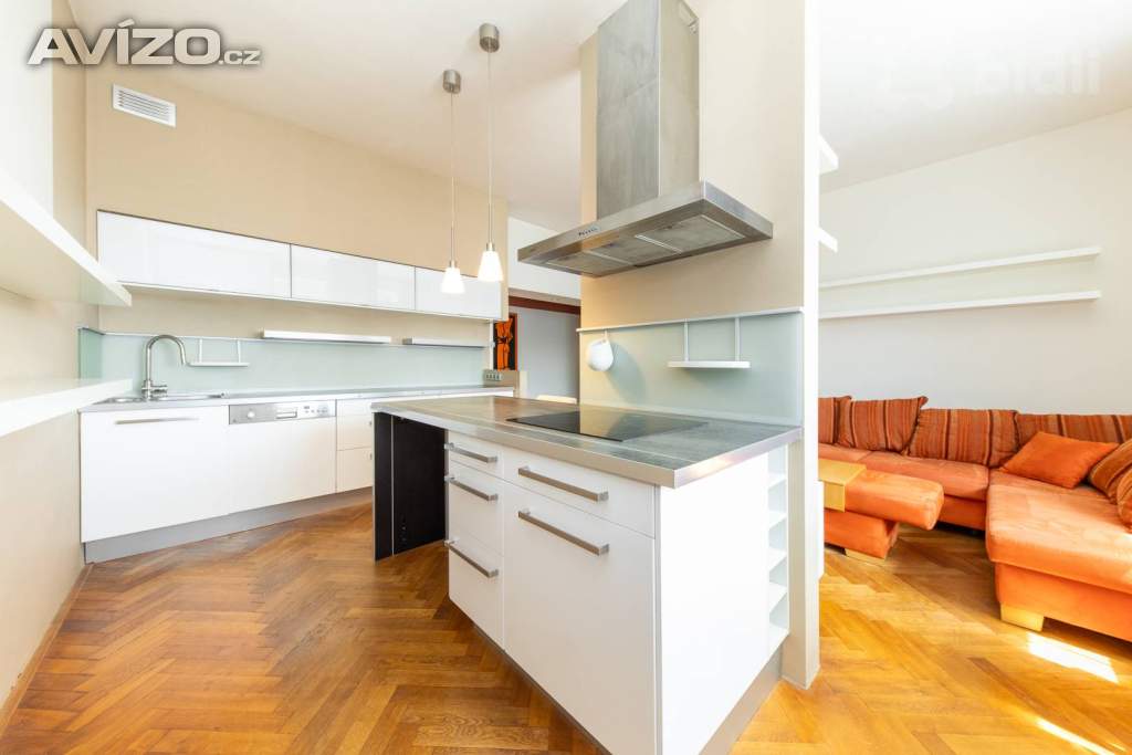 Prodej bytu 3+kk, UP 81 m2, balkonu 3 m2, ul. Poříčí, Staré Brno