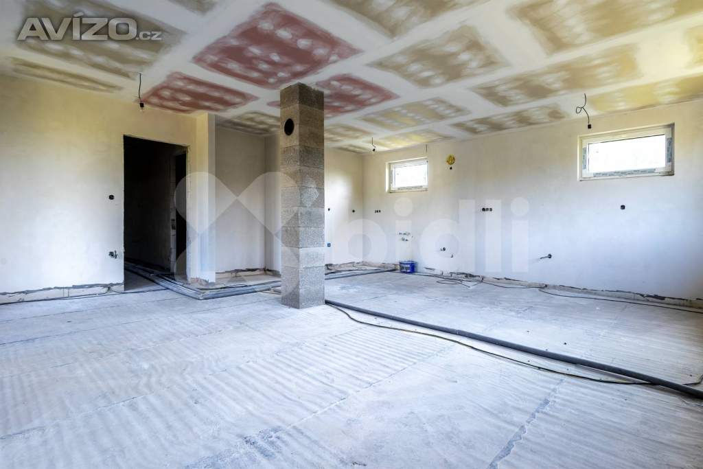 Foto inzerátu Prodej pozemku s rodinným domem 140m²  ve Vranicích
