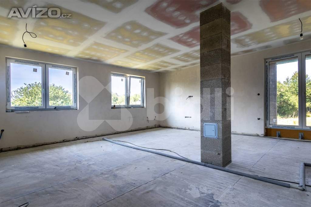 Foto inzerátu Prodej pozemku s rodinným domem 140m²  ve Vranicích
