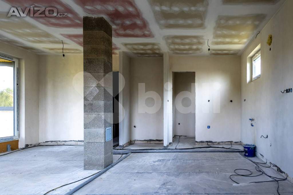 Foto inzerátu Prodej pozemku s rodinným domem 140m²  ve Vranicích