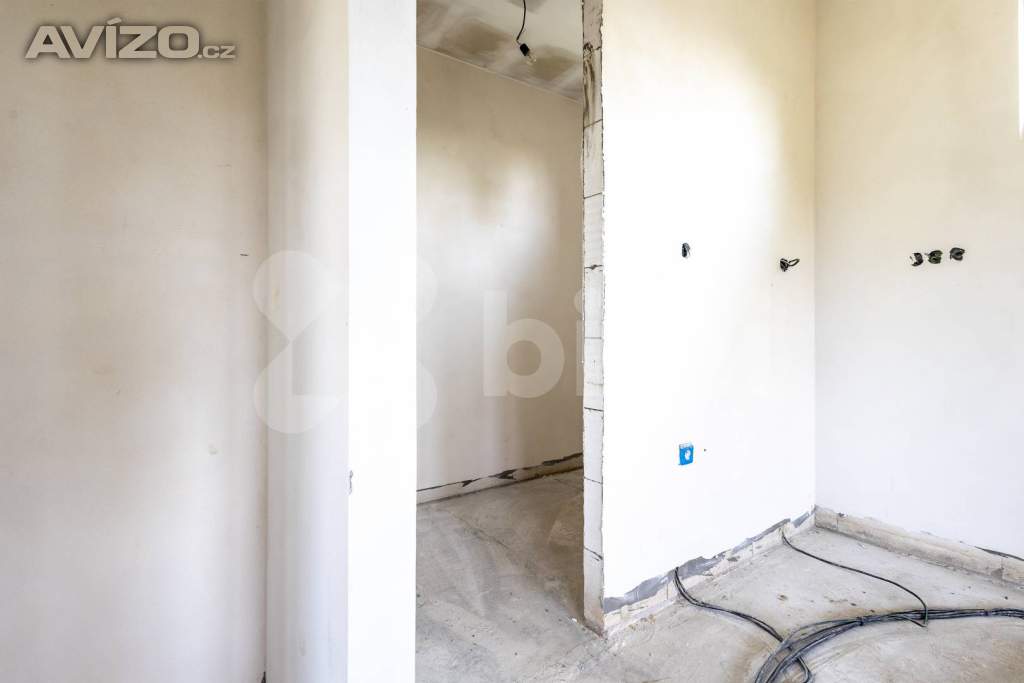 Foto inzerátu Prodej pozemku s rodinným domem 140m²  ve Vranicích