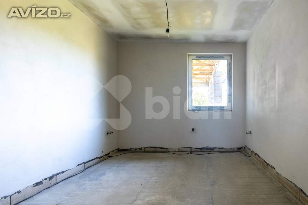 Foto inzerátu Prodej pozemku s rodinným domem 140m²  ve Vranicích