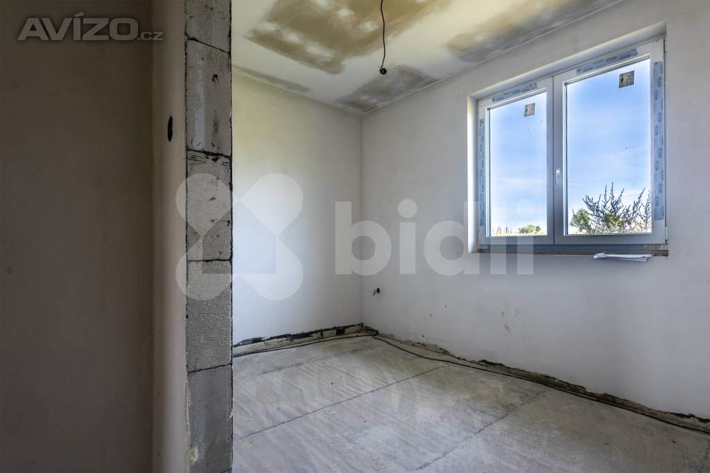 Foto inzerátu Prodej pozemku s rodinným domem 140m²  ve Vranicích