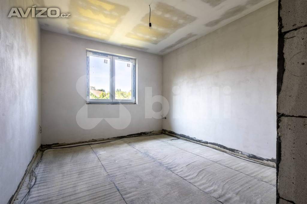 Foto inzerátu Prodej pozemku s rodinným domem 140m²  ve Vranicích