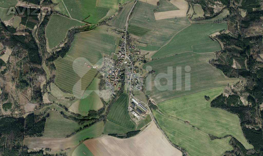 Foto inzerátu Prodej pozemku s rodinným domem 140m²  ve Vranicích