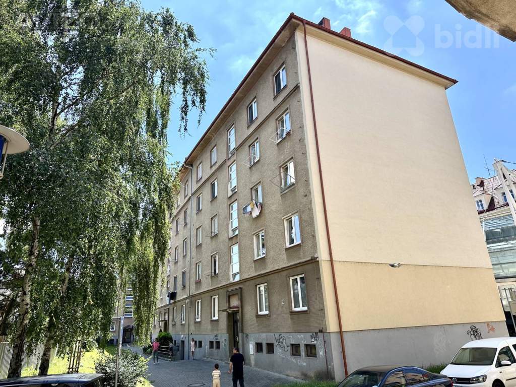 Prodej bytu 3+1 v Hradci Králové - Okružní ulice, 78 m2