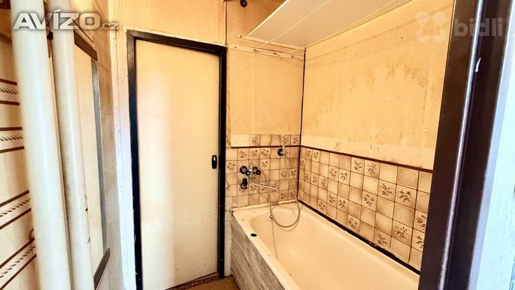 Foto inzerátu Prodej bytu 3+1 o velikosti 58 m2 k rekonstrukci