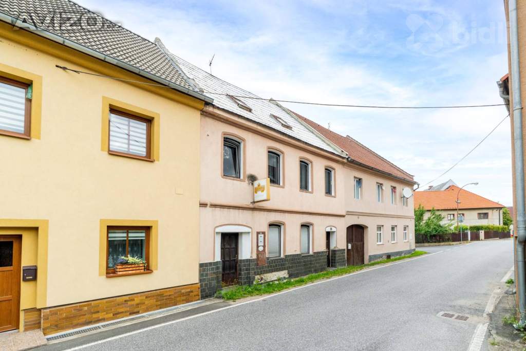 Foto inzerátu Prodej, dům zastavěná plocha 121 m2, užitná plocha 303 m2, Kravaře u České lípy