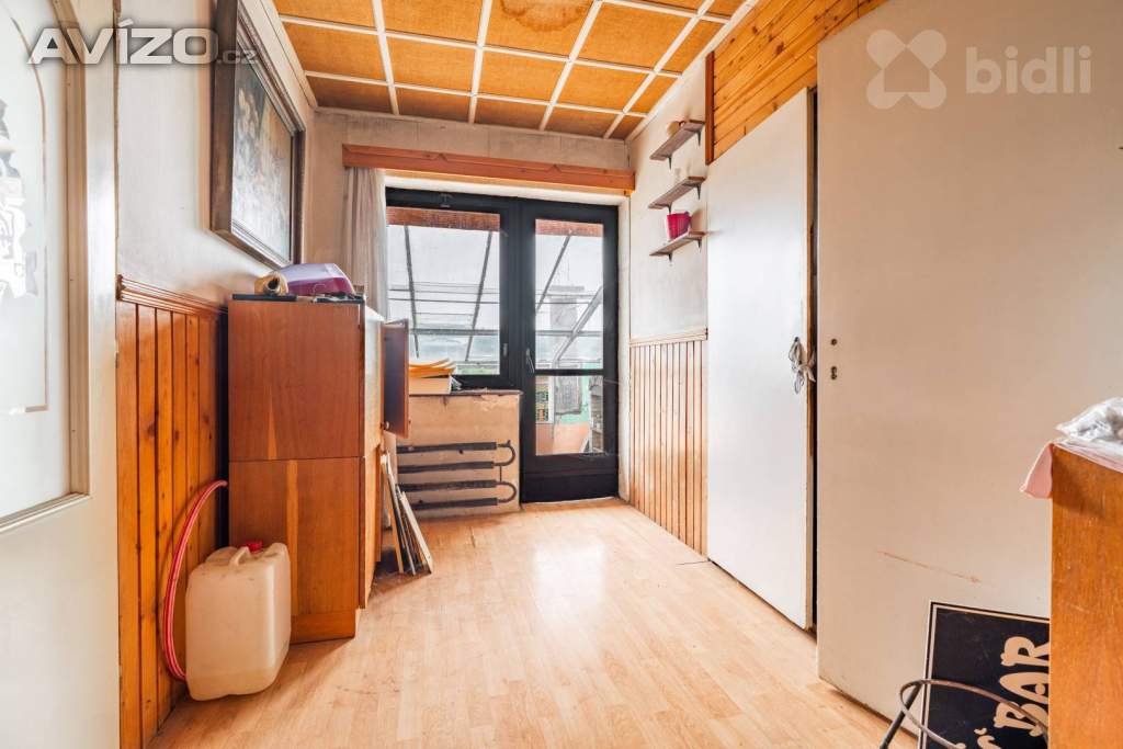 Foto inzerátu Prodej, dům zastavěná plocha 121 m2, užitná plocha 303 m2, Kravaře u České lípy