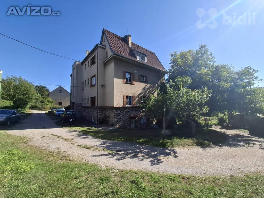 Foto inzerátu Prodej bytu 1+kk 37 m2 se zahrádkou v Loděnici