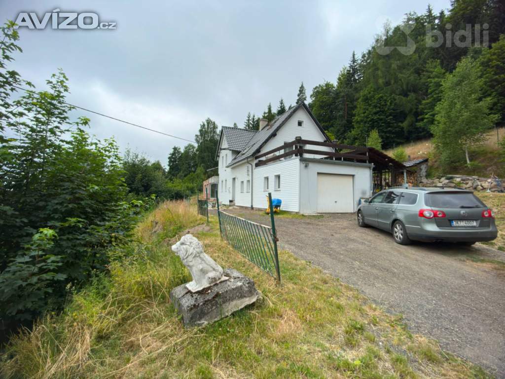 Foto inzerátu Rodinný dům - Nejdek, užitná plocha 280 m2, pozemek 1622 m2