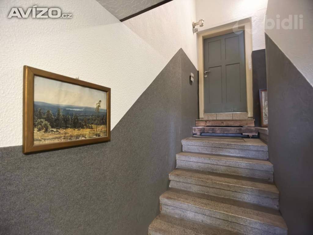 Foto inzerátu Rodinný dům - Nejdek, užitná plocha 280 m2, pozemek 1622 m2