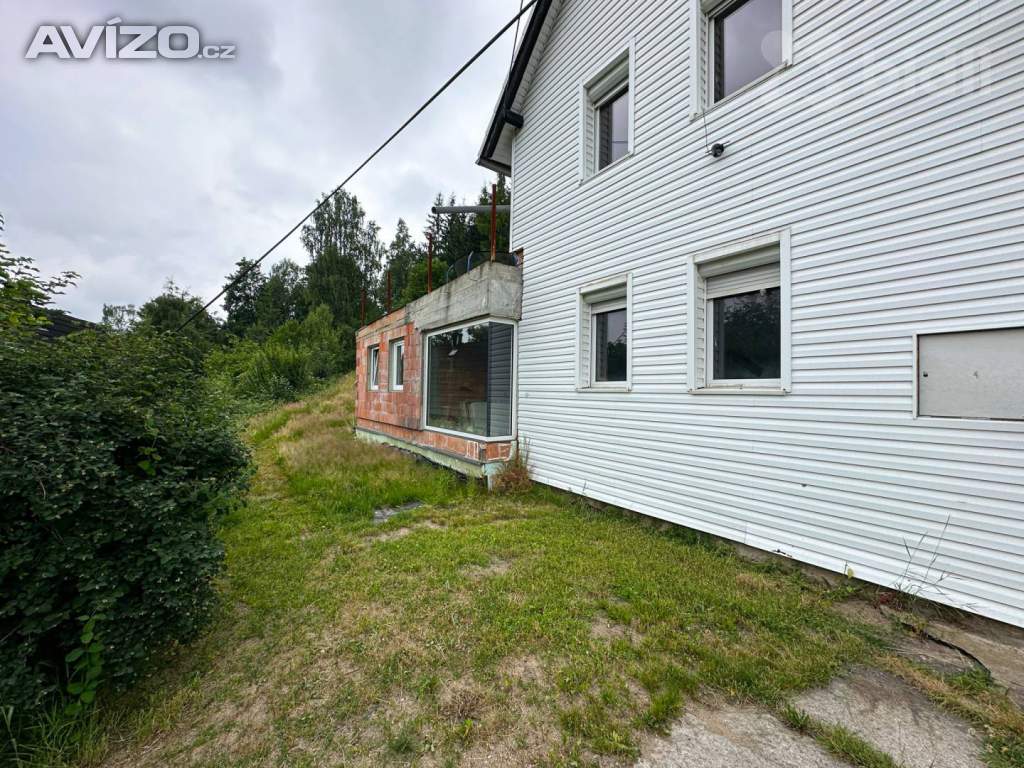 Foto inzerátu Rodinný dům - Nejdek, užitná plocha 280 m2, pozemek 1622 m2