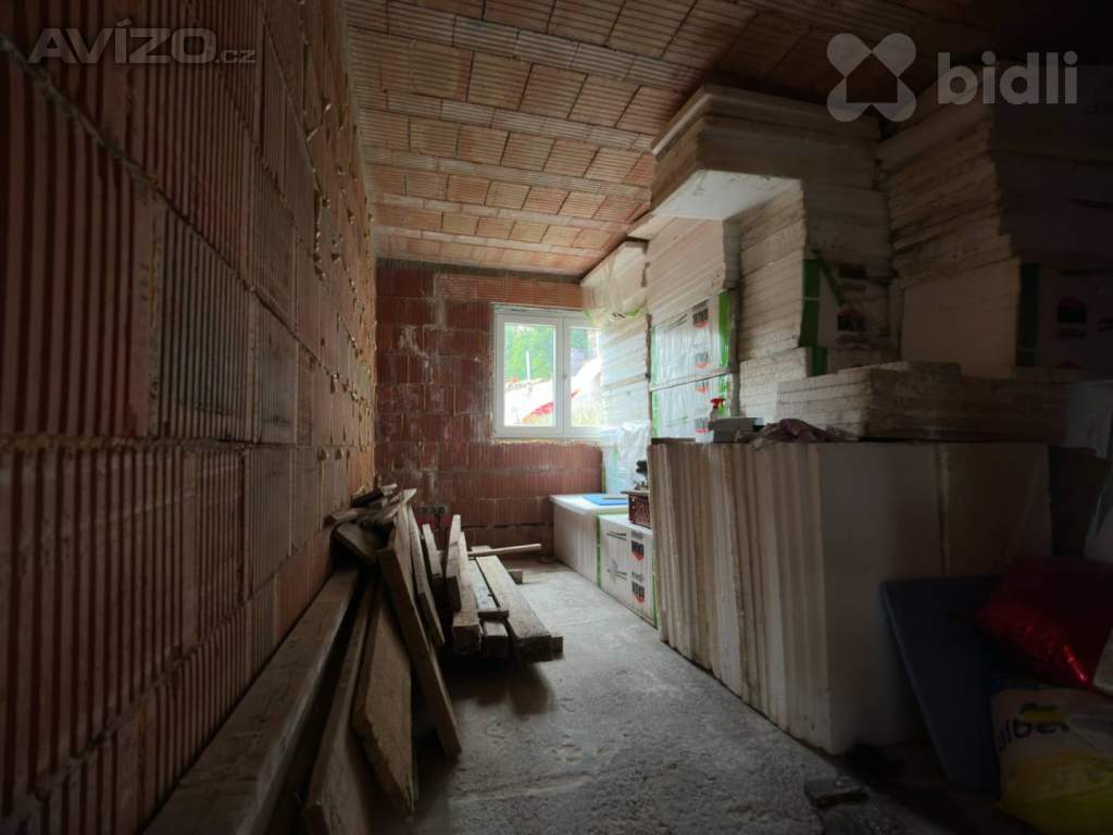 Foto inzerátu Rodinný dům - Nejdek, užitná plocha 280 m2, pozemek 1622 m2