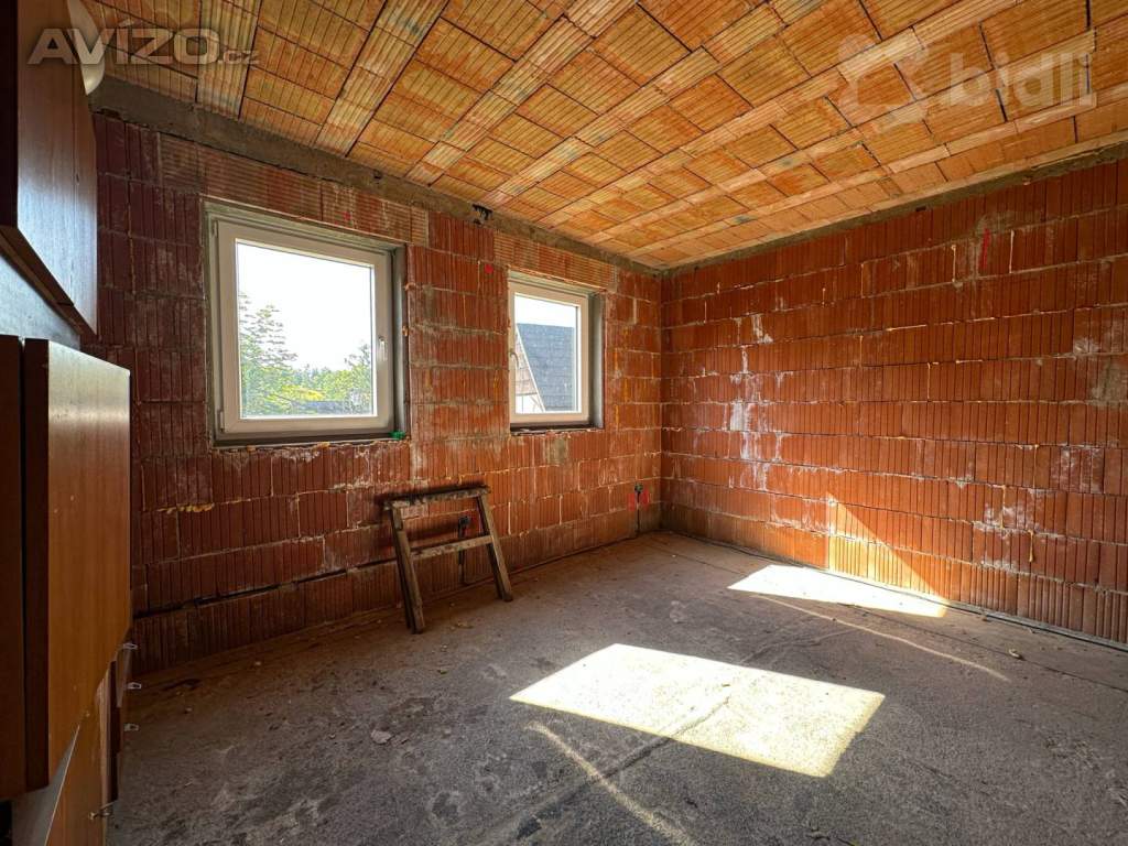 Foto inzerátu Rodinný dům - Nejdek, užitná plocha 280 m2, pozemek 1622 m2